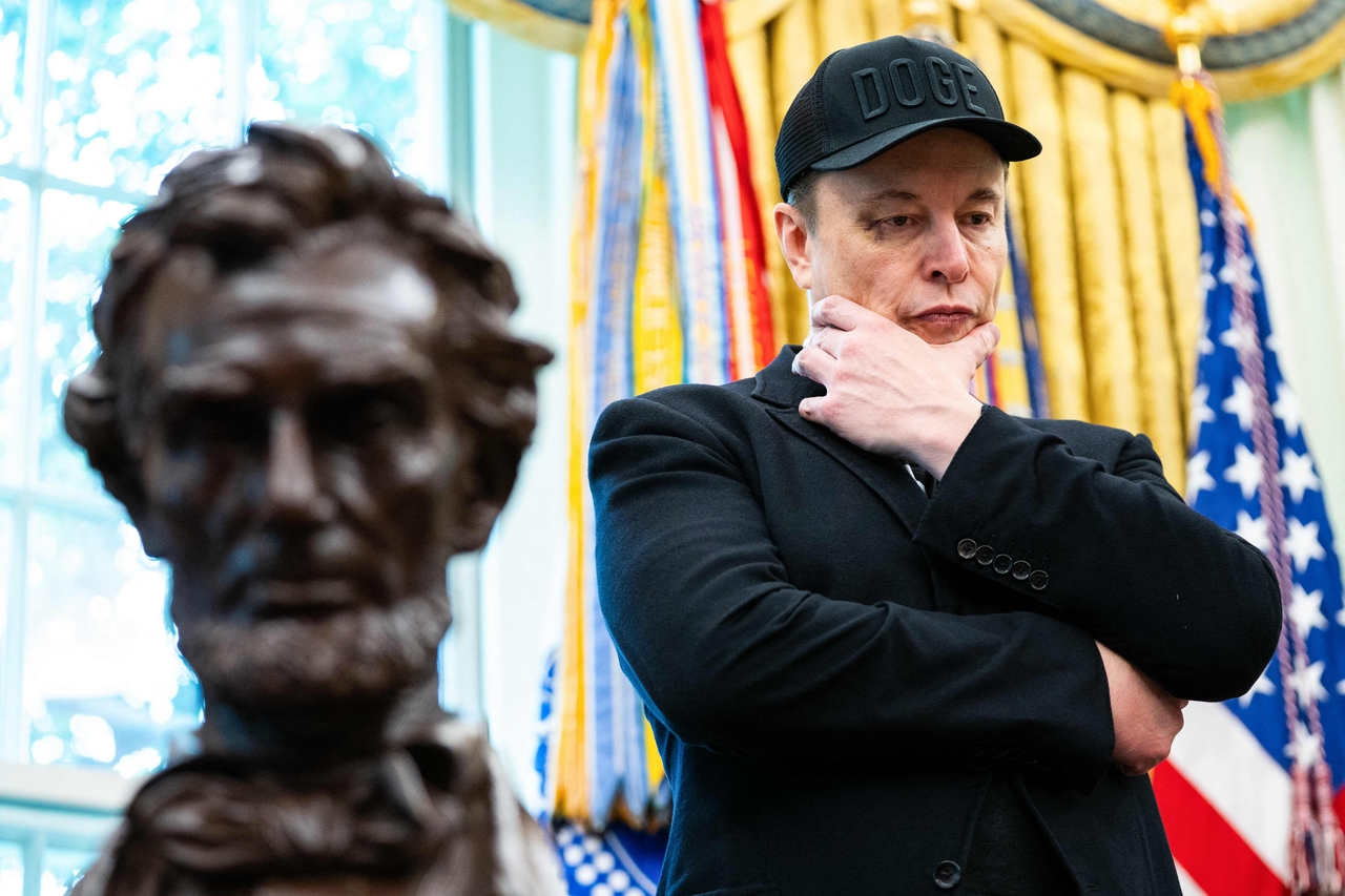 Elon Musk looks on during a news conference with US President Donald Trump in the Oval Office of the White House in Washington on May 30.    AFP-Yonhap