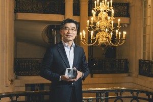 [Photo News] Kia CEO wins top UK car award