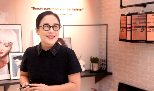 Makeup artist Jung Saem-mool (The Korea Herald)