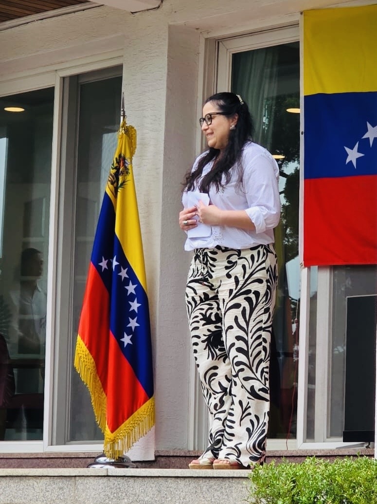 Charge d'Affaires at the Venezuelan Embassy in Seoul Isabel Di Carlo Quero speaks at an event commemorating Venezuela's Independence Day at her residence in Seoul on Saturday. (Embassy of Venezuela in Seoul)