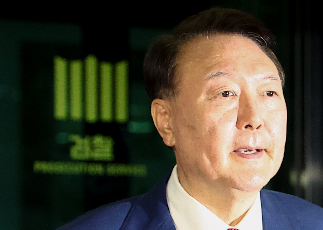 보수논객 김진 “尹, 국민 대역죄…자유 이틀 남아” - 헤럴드경제