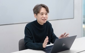 “결제·쇼핑 유기적 연결…‘하이브리드 소비자’ 4050여성 공략 통했죠”[비즈피플]