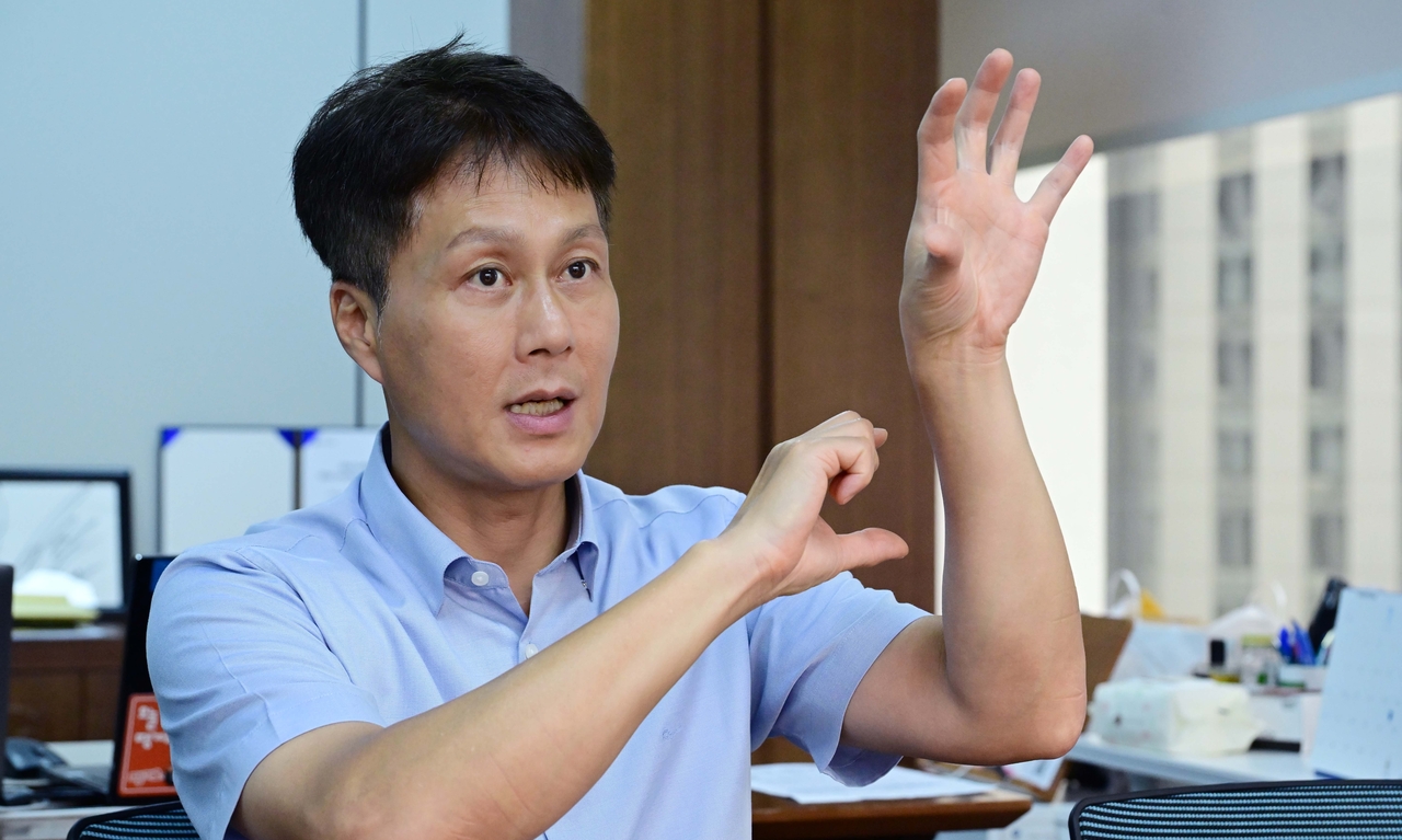 전성호 신한은행 땡겨요사업단 본부장이 7일 오후 서울 중구 삼성본관빌딩에서 골드문 토토사이트경제와 인터뷰를 하고 있다.  이상섭 기자