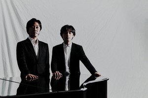 건반 위 ‘네 개의 손’…“제자 윤찬, 감동” “모든 것 준 스승”