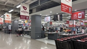 “온종일 텅텅, 매출 80% 빠졌어요”…임대업체 점주들 한숨만[홈플러스 사태 장기화]