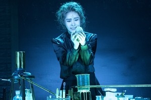 Women at center stage: ‘Frida,’ 'Marie Curie' and ‘Wicked’
