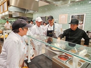더본코리아, 독일에 비빔밥·덮밥 선봬…“해외진출 본격화”