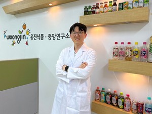 “상상력이 만든 조합, ‘품절대란’ 토마토바질 탄산수 만들었죠” [인터뷰]