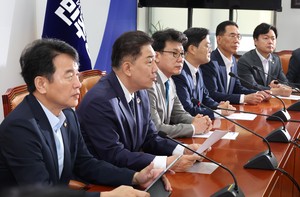 상법 더 세진다…與, 3개 쟁점-자사주 소각 속도전 [이런정치]