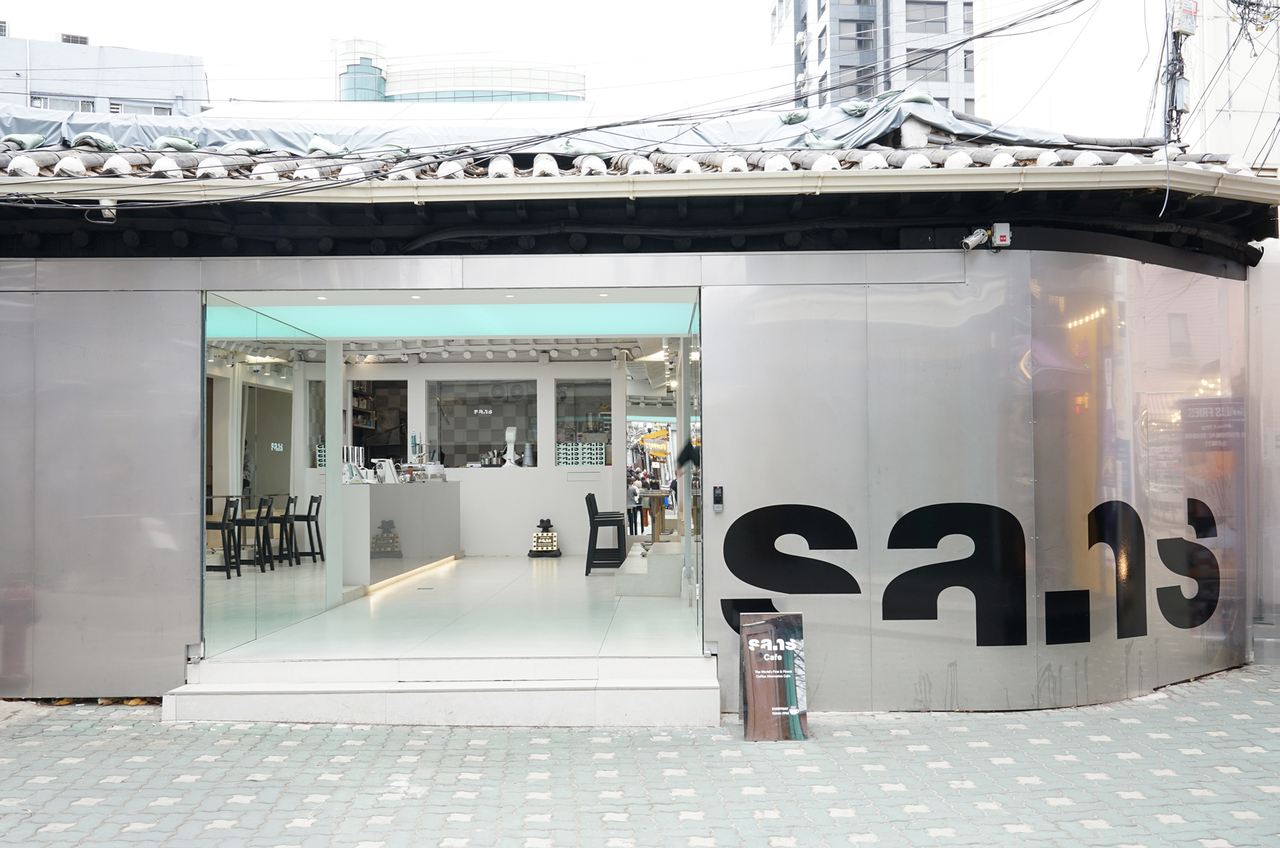 서울 종로구 익선동에 위치한 npb 토토사이트 브랜드 산스(SANS) 매장 [시그나이트 제공]