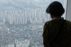 “이주비 대출규제 풀어달라” 청원 1만명 돌파…상임위 회부되나[부동산360]