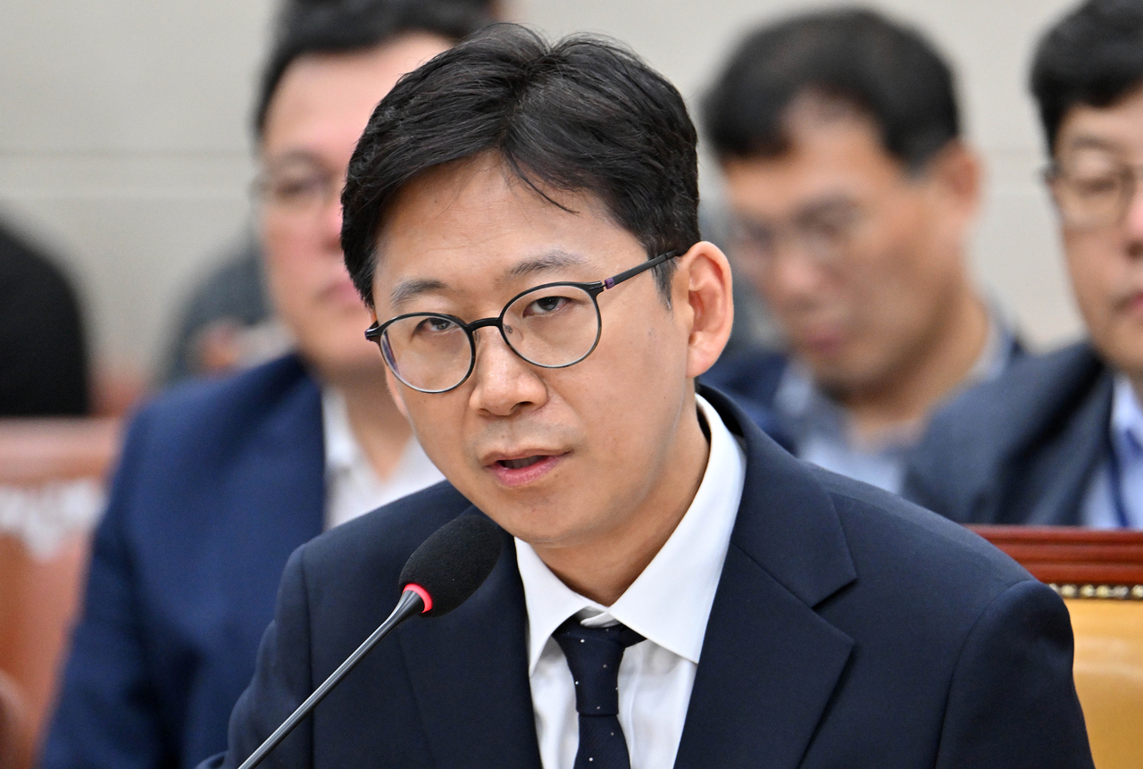 배경훈 과학기술정보통신부 장관 후보자가 14일 오후 서울 여의도 국회 과학기술정보방송통신위원회에서 열린 인사청문회에 참석해 의원들의 질의에 답변하고 있다. 임세준 기자