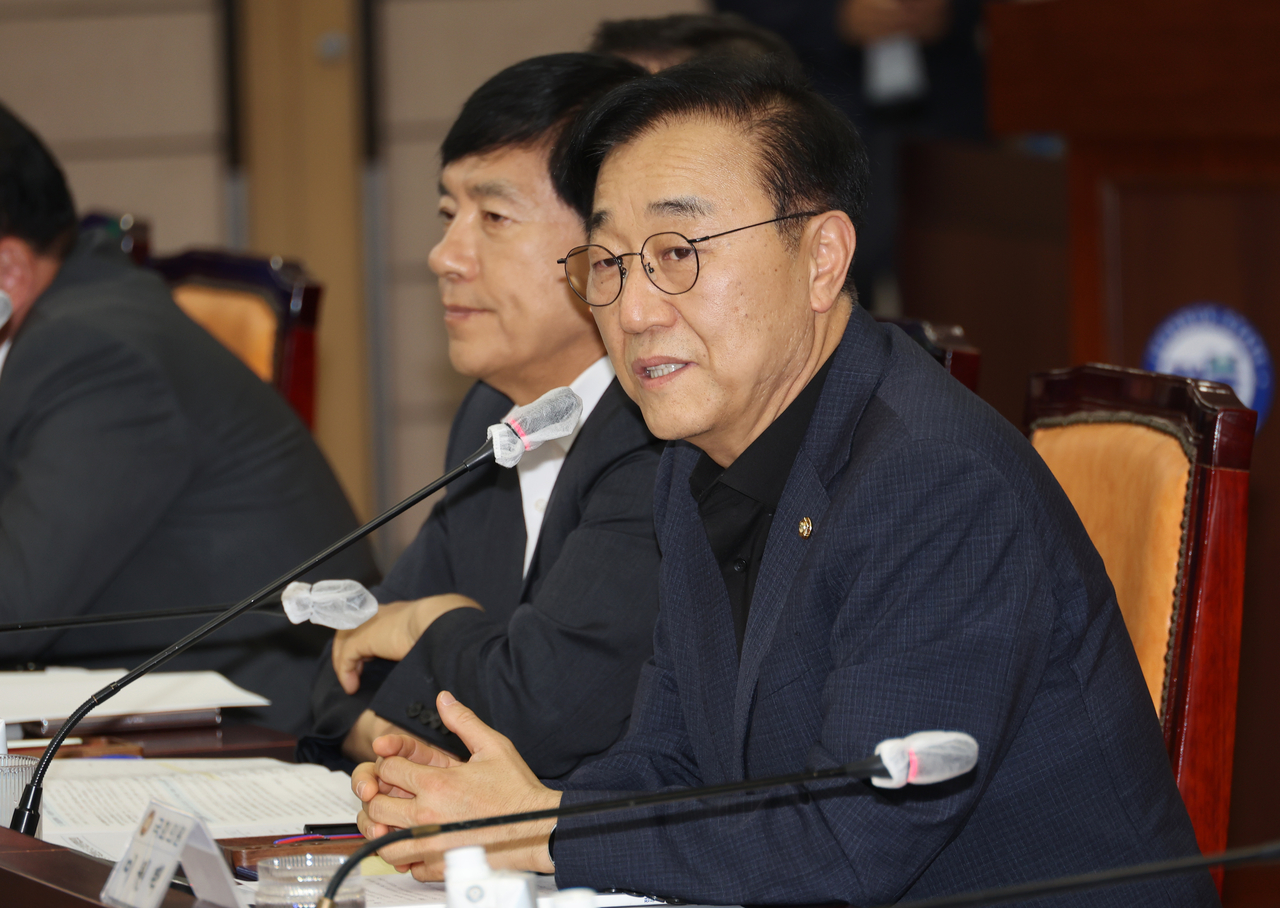 토토사이트 포스교통부 장관 후보자로 지명된 더불어민주당 김윤덕 의원이 11일 전북도청에서 열린 ‘전북 국회의원·도·시군 예산정책협의회’에 참석해 발언하는 모습. [연합뉴스]