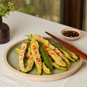 Stuffed chile pepper pancakes (Gochujeon)