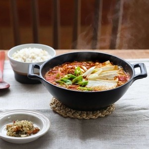 Tuna kimchi jjigae