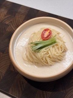Simple soy milk noodles (Kongguksu)