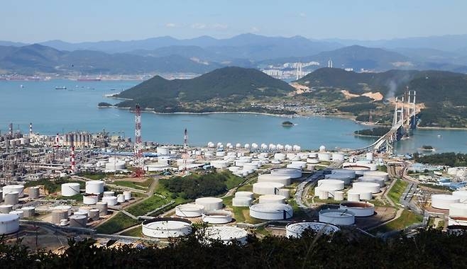 여수석유화학산단 전경. [연합]