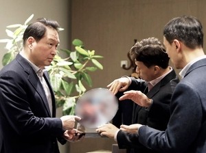 SK의 투자 본능…‘HBM 신화’로 세계 D램 랭킹까지 흔든다