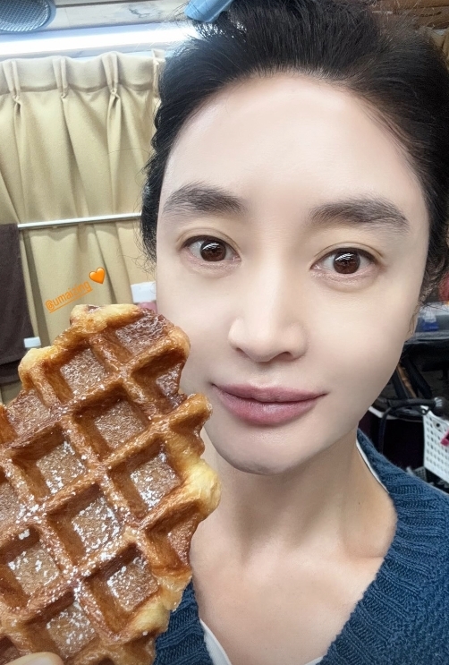 사진=김혜수 채널
