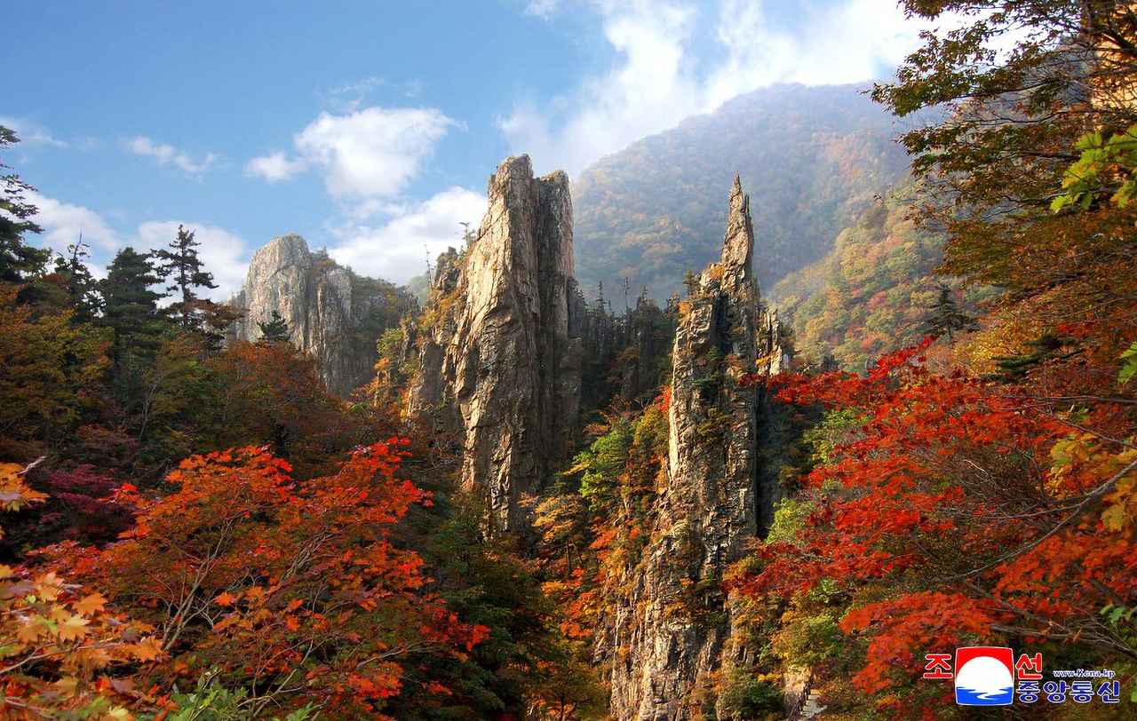 North Korea’s state-run Korean Central News Agency reported that Mount Kumgang has been inscribed as a UNESCO World Cultural and Natural Heritage site on Wednesday. (Yonhap)