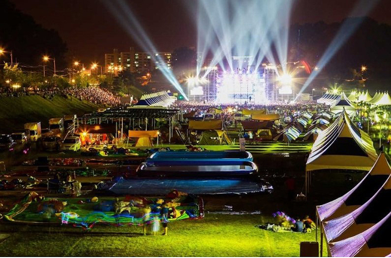 2025영주 시원(ONE) 축제’가 8월1일~5일까지  문정둔치 일원에서 열린다. 사진은 지난 2022년 행사 모습(영주시 제공)