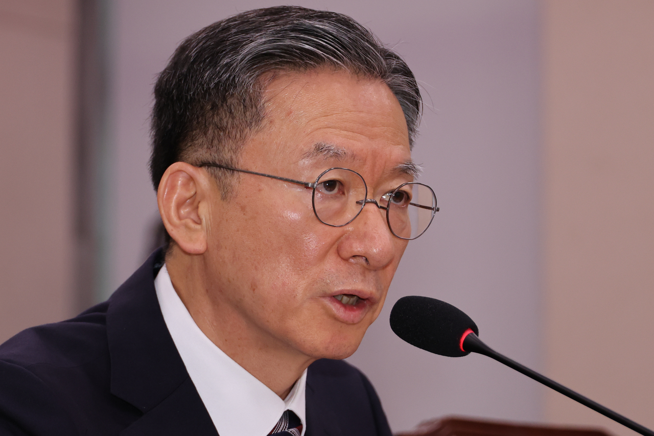 정성호 법무부 장관 후보자가 16일 국회 법제사법위원회에서 열린 인사청문회에서 위원 질의에 답변하고 있다. [연합]