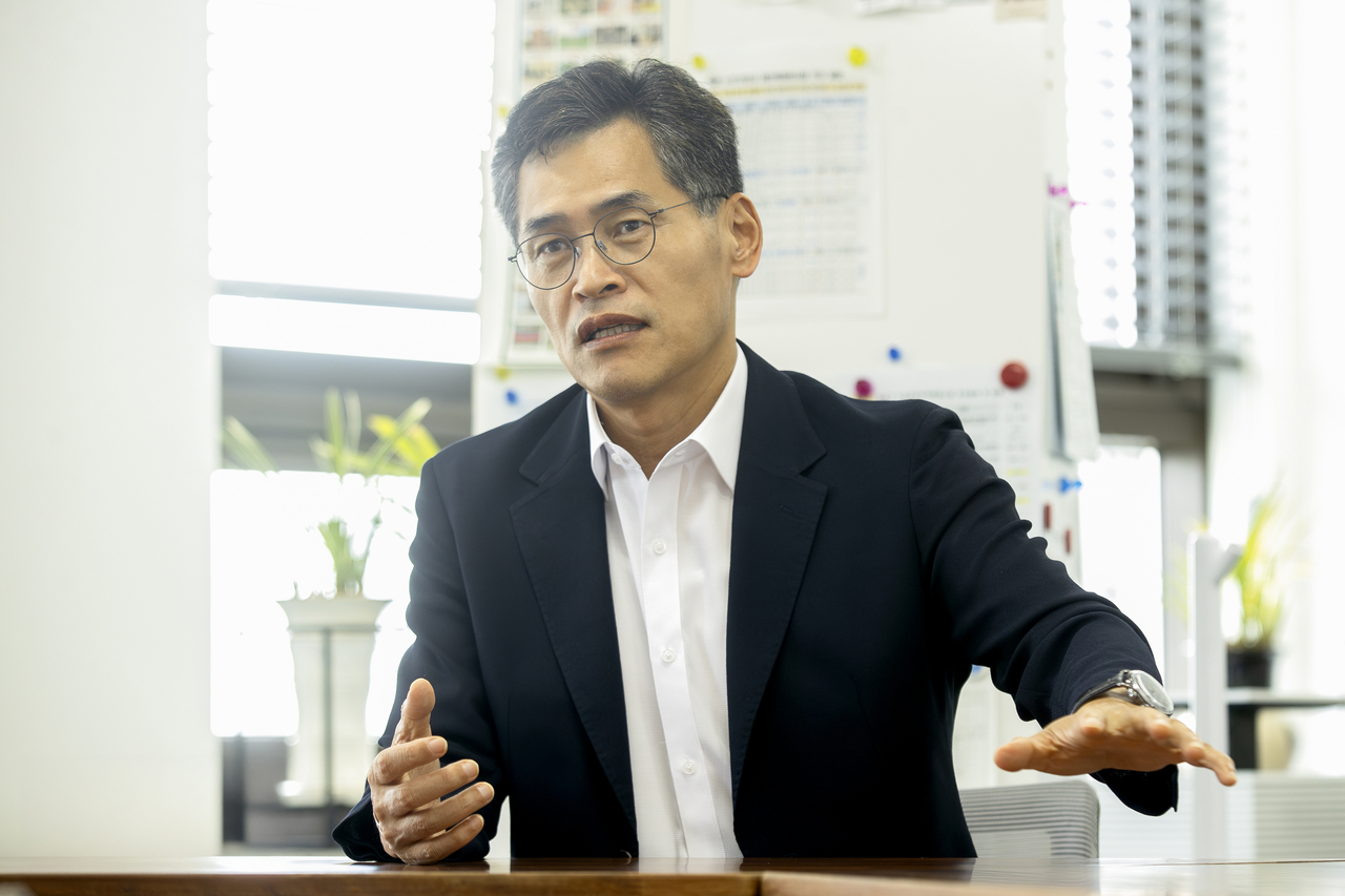 이기재 양천구청장이 ICAO의 이번 토토사이트 라이브은 김포공항 주변 고도제한을 대폭 강화하는 내용을 담고 있다며 반대의사를 분명히 했다.  [양천구청 제공]