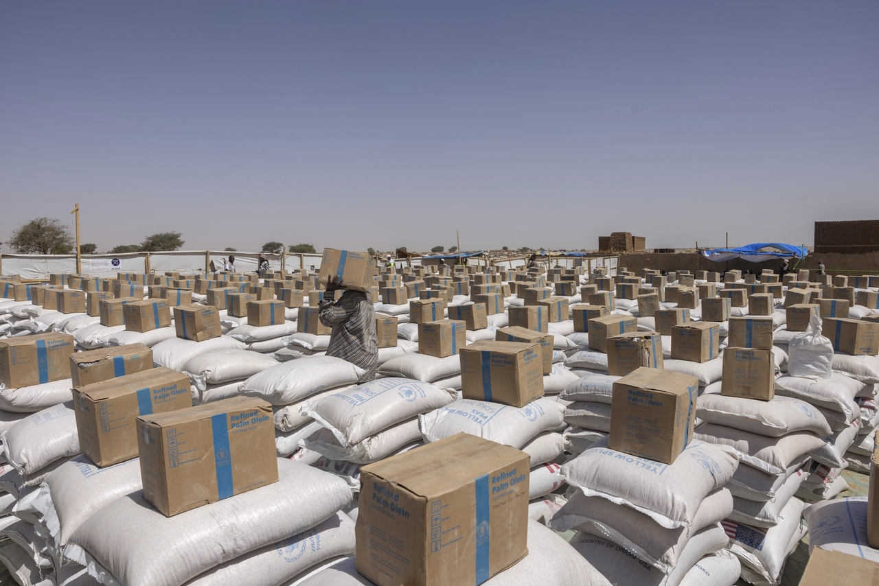 World Food Program supplies wait for distribution in Adre, Chad, May 8. (AP-Yonhap)