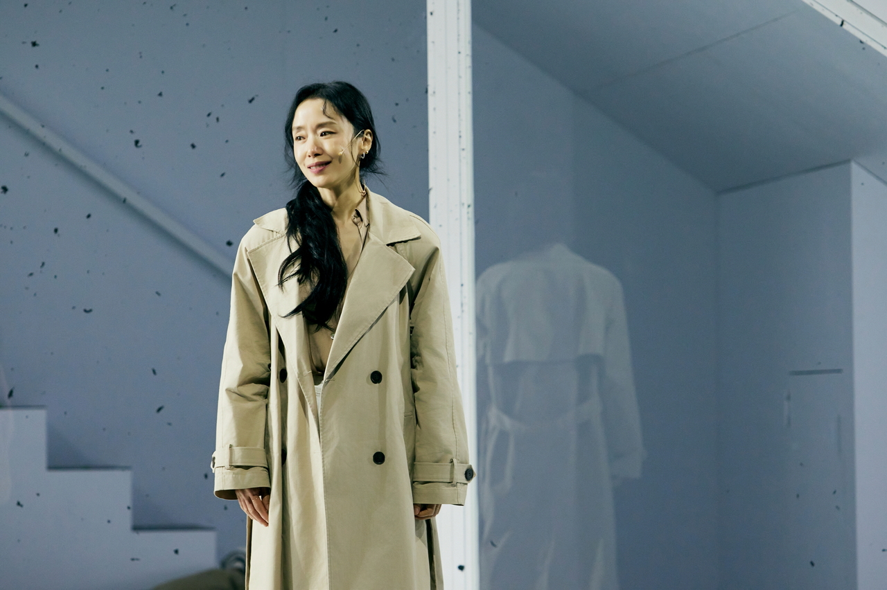 Jeon Do-yeon performs in Simon Stone's "The Cherry Orchard." (LG Arts Center)