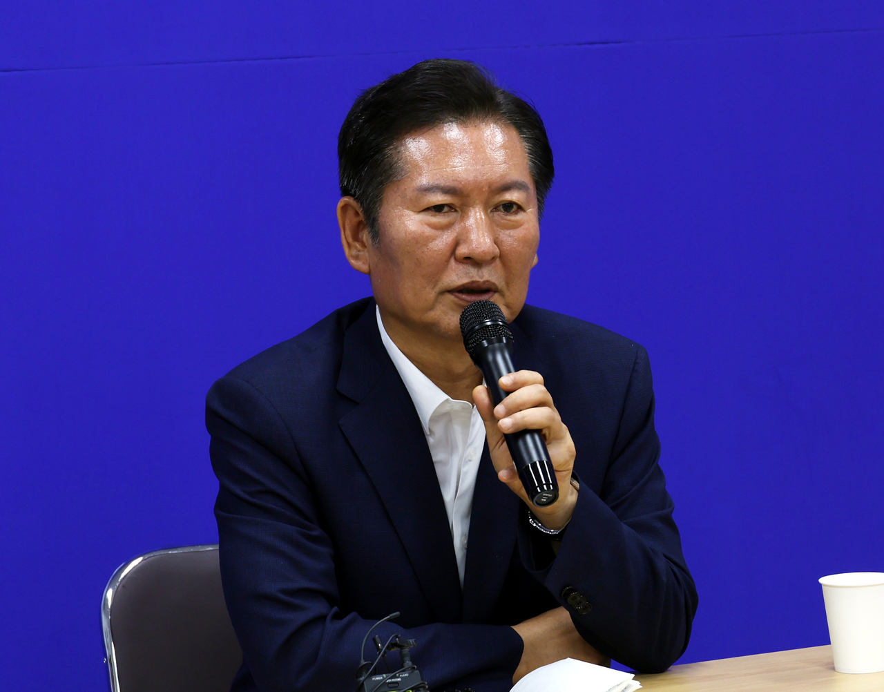 정청래 더불어민주당 당갤럭시 토토사이트 후보. 사진은 정 후보가 지난 10일 청주에 있는 충북도당 대회의실에서 지역 핵심당원과의 간담회를 하는 모습. [연합]