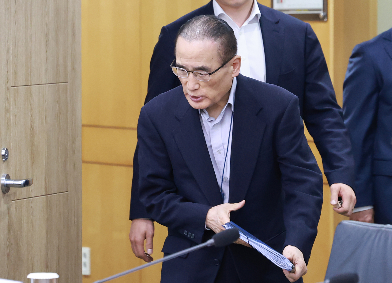 National Security Adviser Wi Sung-lac attends a Cabinet meeting at the presidential office in Seoul on July 17, 2025. (Yonhap)