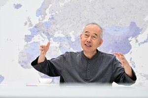 ‘Korea must lead, not follow, in chips’