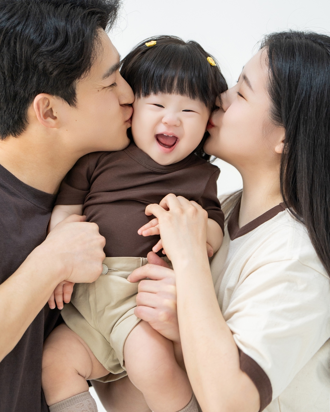 토토사이트 로그인베이비앰배서더에 선정된 가족의 사진. [토토사이트 로그인시 제공]