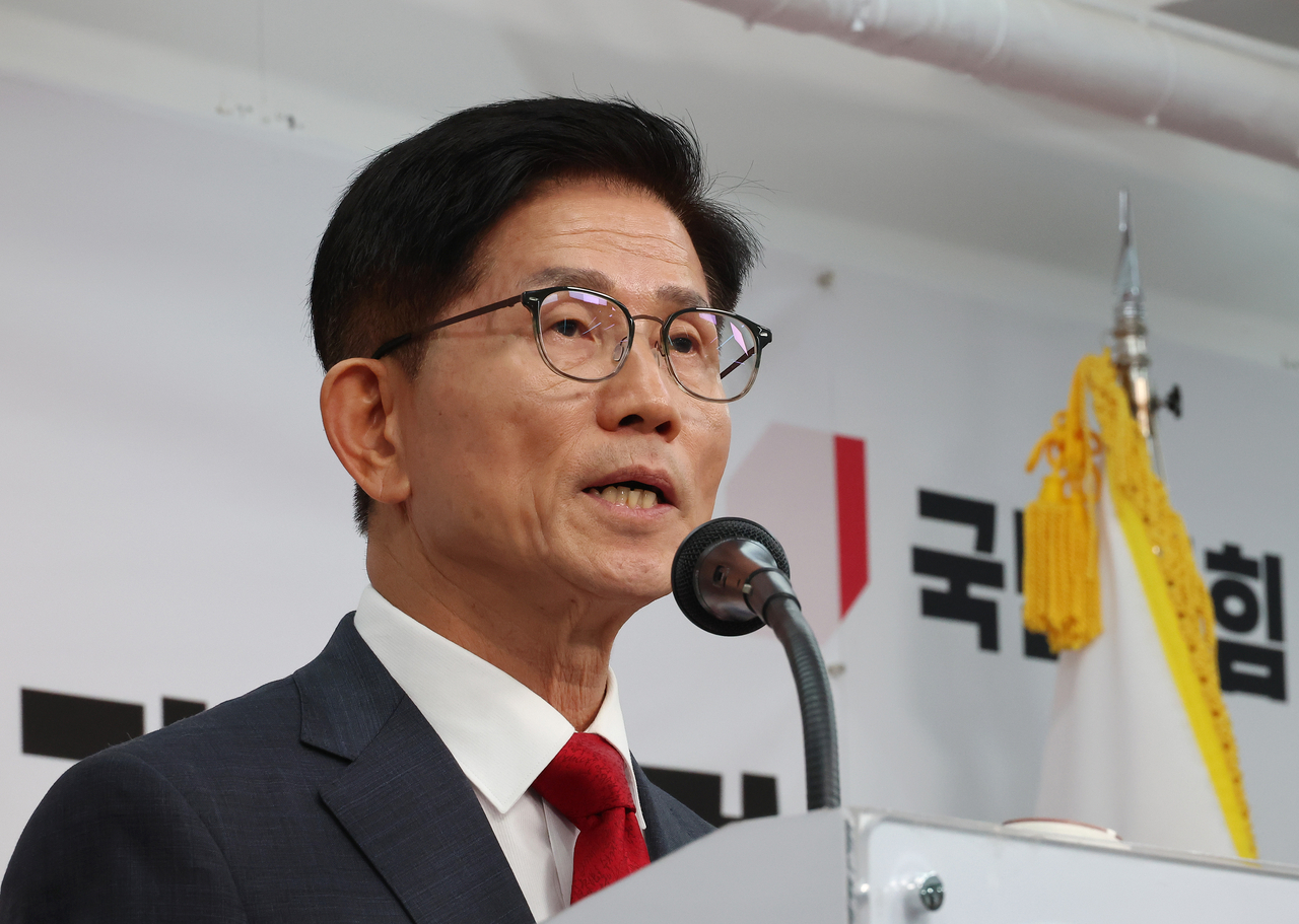 김문수 전 국민의힘 대선후보가 20일 서울 여의도 당사에서 당 대표 출마 선언을 하고 있다. [연합]