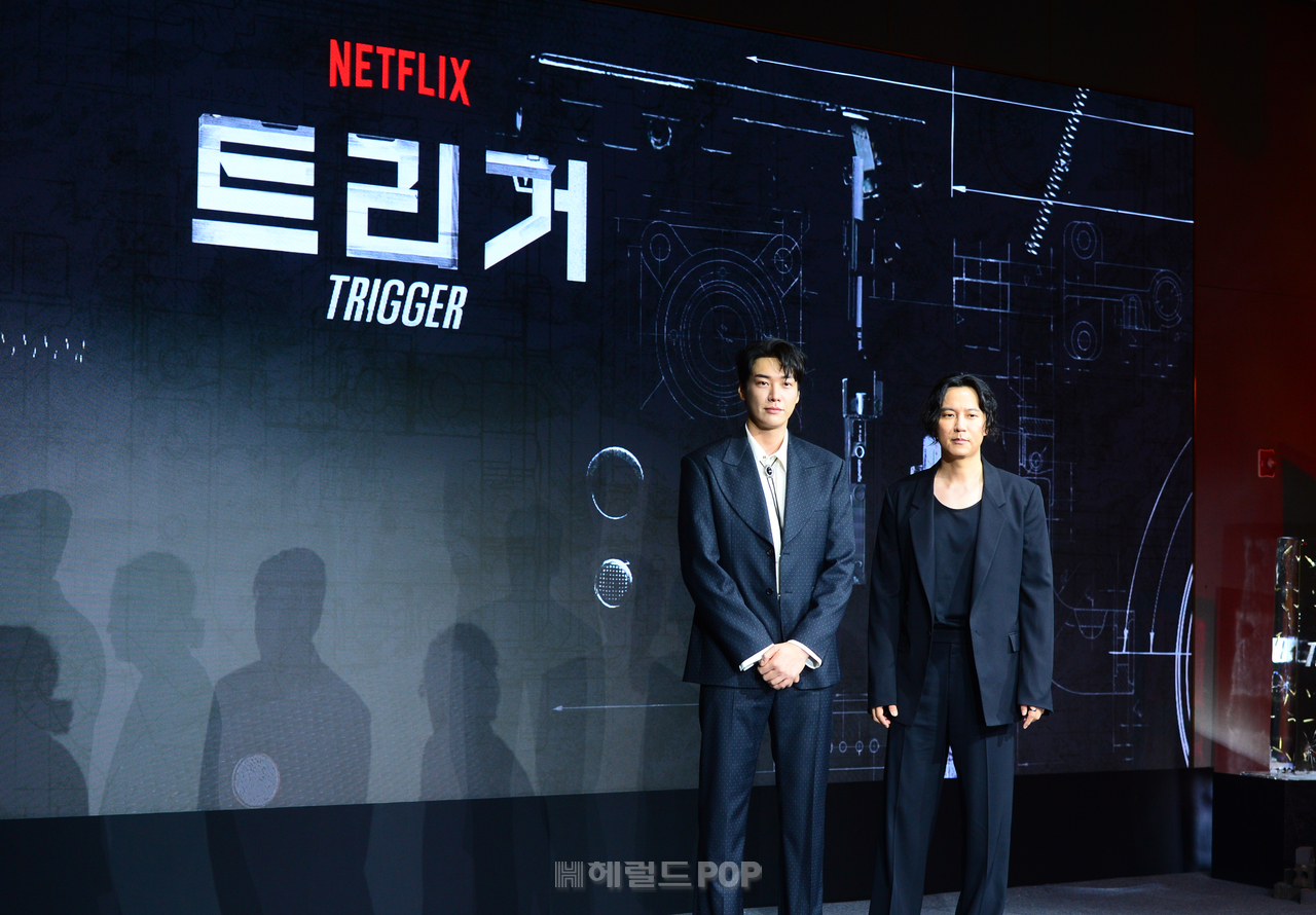 [헤럴드팝=윤병찬기자] 배우 김영광,김영광이 22일 오전 서울 마포구 호텔 나루 서울 엠갤러리에서 열린 넷플릭스 시리즈 ‘트리거’ 제작발표회에 참석해 포즈를 취하고 있다.