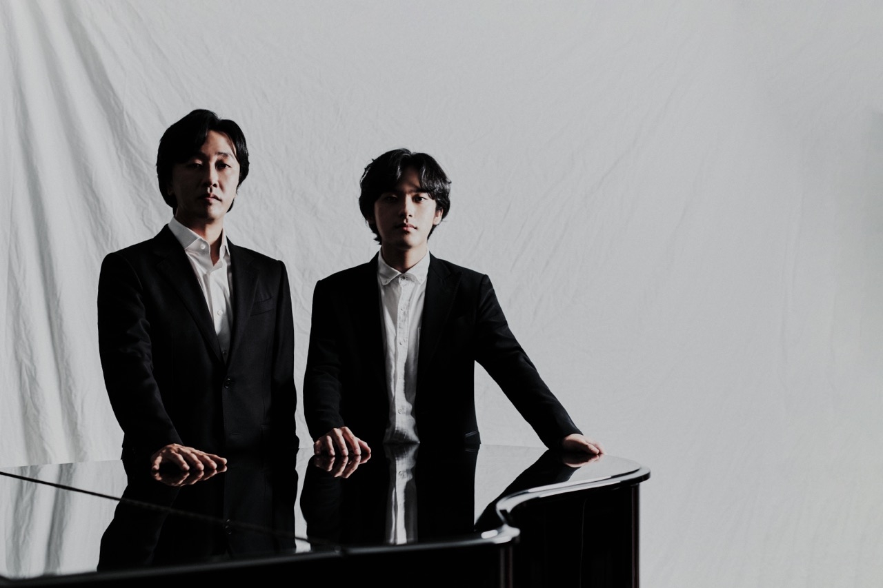 Pianists Sohn Min-soo (left) and Lim Yunchan (Moc Production)
