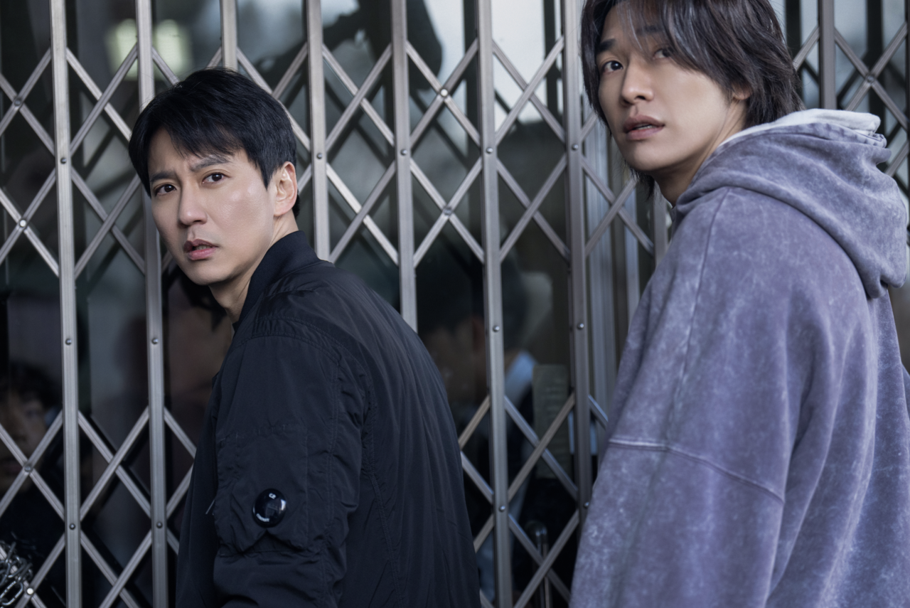 "Trigger," starring Kim Nam-gil (left) and Kim Young-kwang (Netflix)