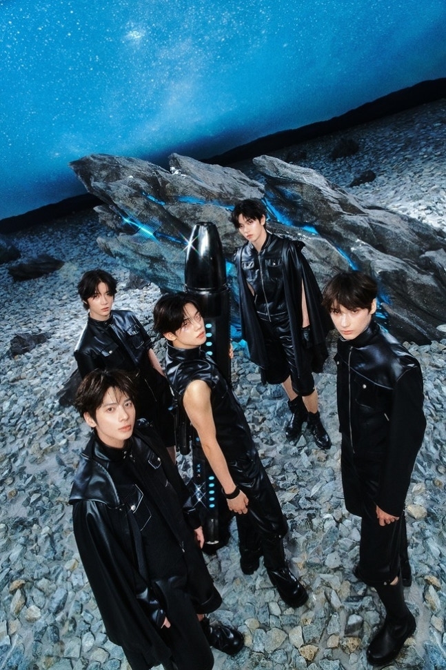 TXT sells 1.4m copies of 4th LP in 1 day - The Korea Herald