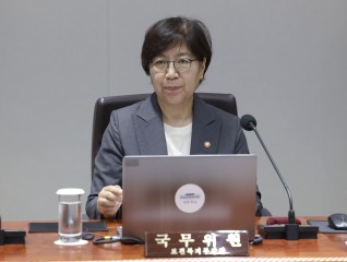 정은경 복지장관 “사회안전망 강화, 국민 건강 증진 등 복지부 본연의 업무 중요”