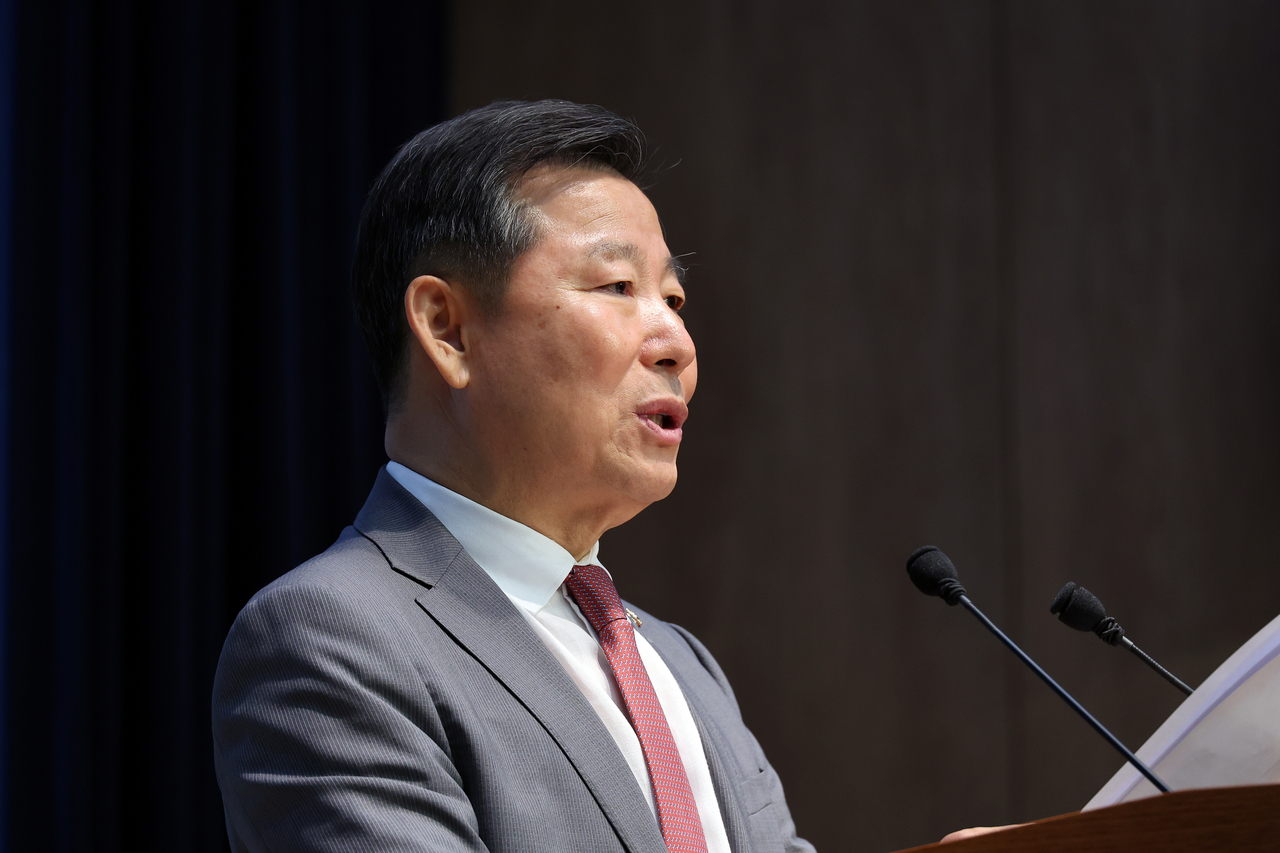 이철규 국민의힘 의원이 22일 서울 여의도 국회 소통관에서 순직해병토토사이트 황토 수사 관련 입장 발표 기자회견을 하고 있다. [연합]