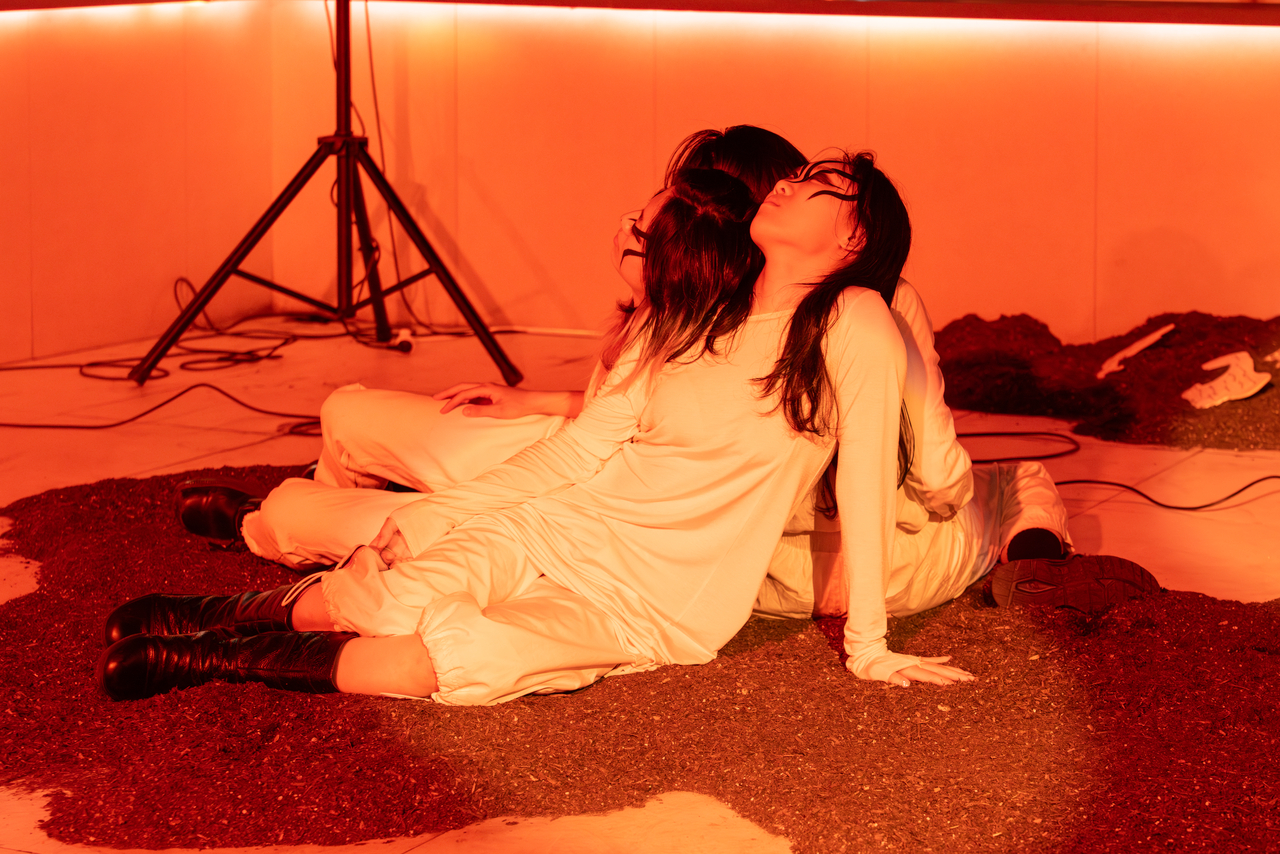 View of the "a fist is a fist is a fist — Ignition" performance by Ru Kim (Courtesy of the artist)