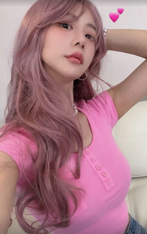 클라라 채널 스토리
