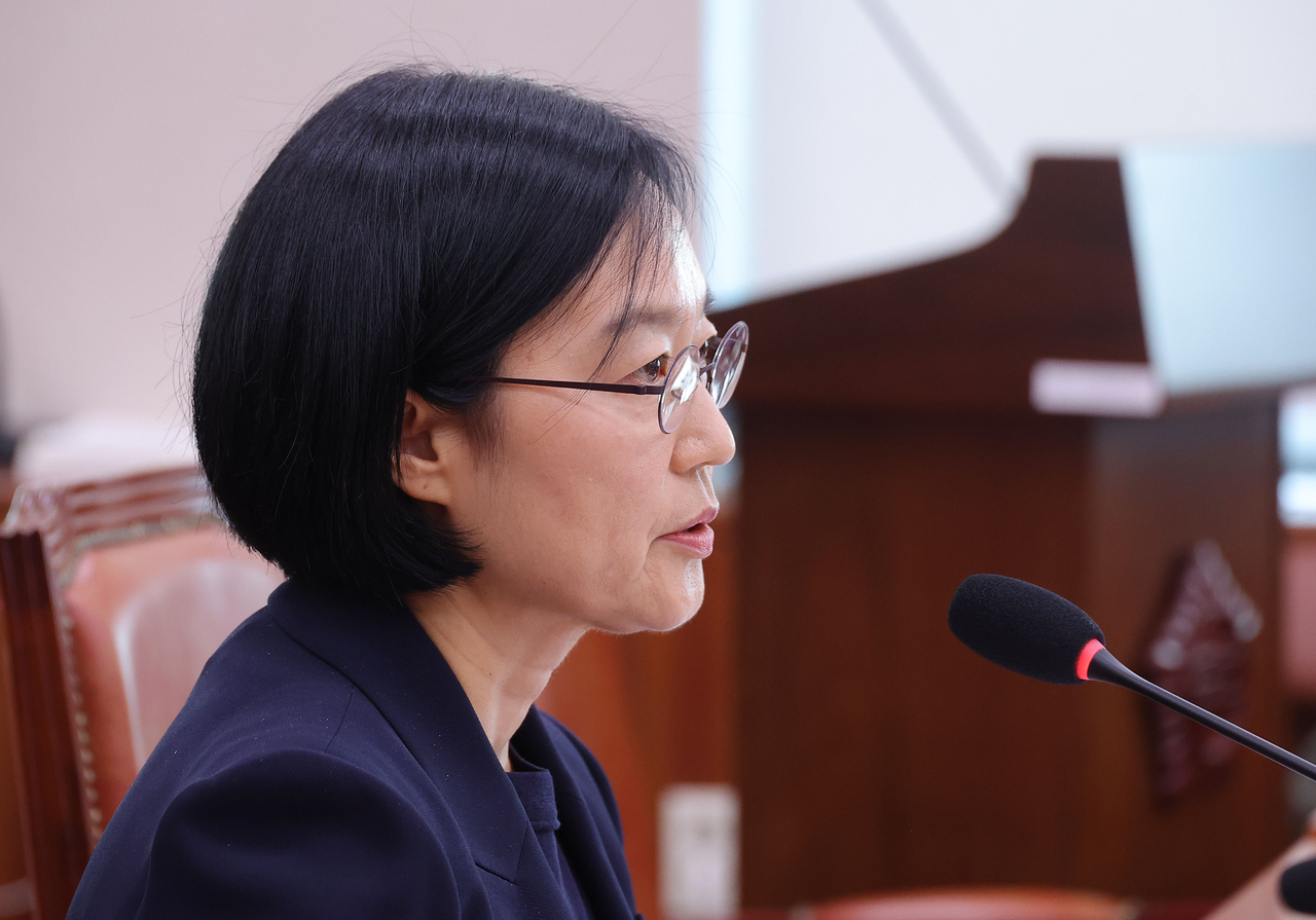 한성숙 중소벤처기업부 장관 후보자가 15일 서울 여의도 국회 산업통상자원중소벤처기업위원회 전체회의에서 열린 토토사이트 홍보 커뮤니티회에서 의원 질의에 답변하고 있다. [연합]