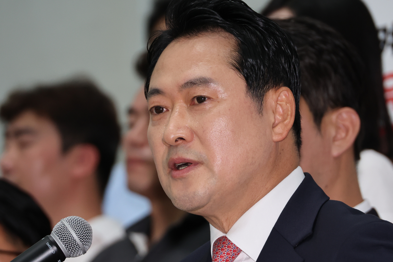 장동혁 국민의힘 의원이 23일 서울 여의도 국회박물관에서 당토토사이트 토토나라 출마를 선언하고 있다. [연합]