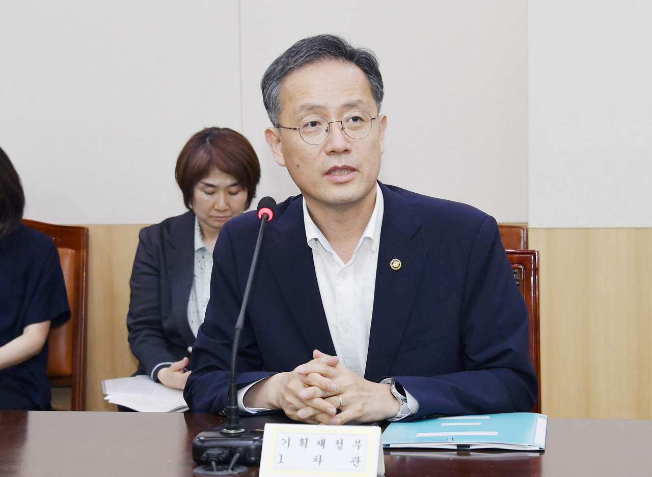 South Korea's first vice finance minister Lee Hyoung-il (Yonhap)