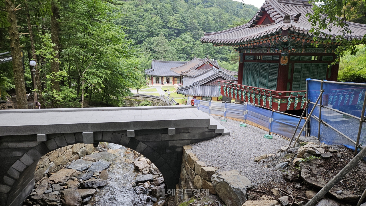 정암사 전경