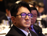 방시혁 벼랑 끝으로 몰린다…1900억원대 부정거래, 경찰 하이브 본사 등 압수수색 [365 토토사이트]