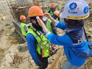 DL 이앤씨, 혹서기 현장 안전 강화! 폭염 대비 '사칙연산' 캠페인 총력