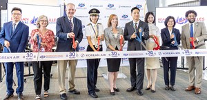 [Photo News] 30 years flying to Washington