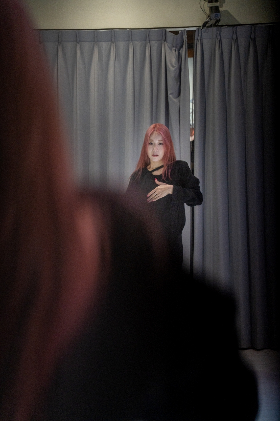 Adoo practices choreography for her first dance track "Kiss Like This" in Nangang, Taipei, in February. (TikTok Korea)